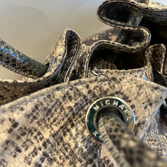 VINTAGE MICHAEL KORS - Faux Snakeskin / Slouchy Hobo Bag - Boho Chic - Picture 7 of 10